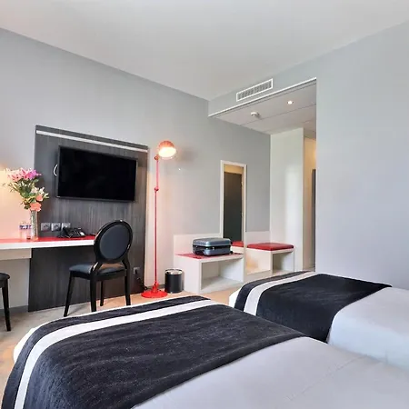 Hôtel des Lumières Meyzieu Extérieur photo
