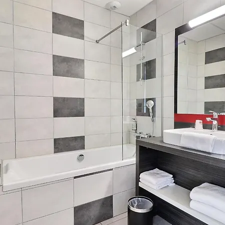 Hôtel des Lumières Meyzieu Extérieur photo