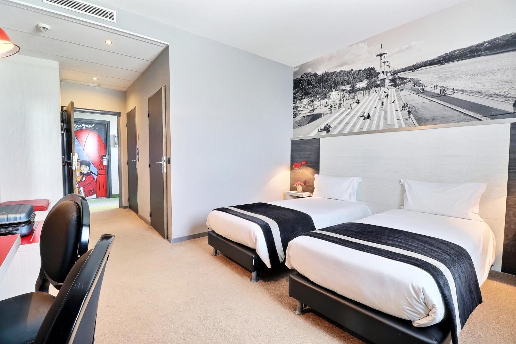 Hotel Des Lumieres Lyon Arena Stadium 3*